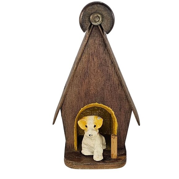 Vintage Wooden Doghouse Figurine With Hubley Cast Iron Sealyham Terrier Dog - Picture 1 of 8